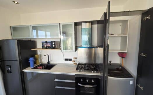 Condominio con vista al mar en el centro