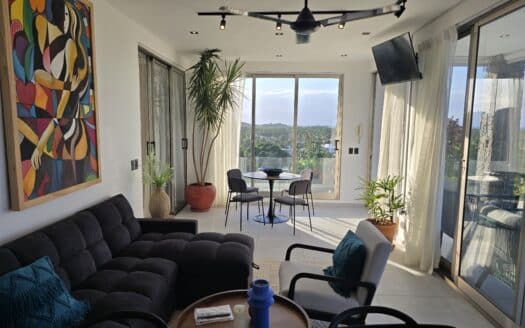 Condominio con vista al mar en el centro