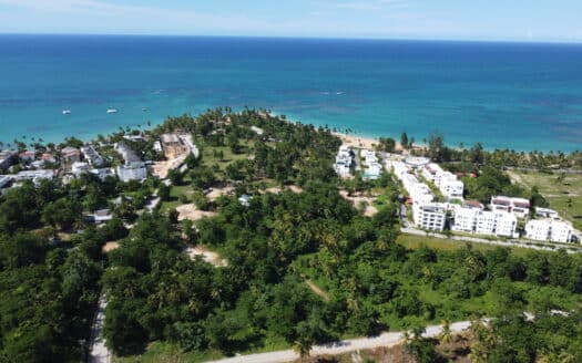 Get the lot to build your dream villa near Popy beach