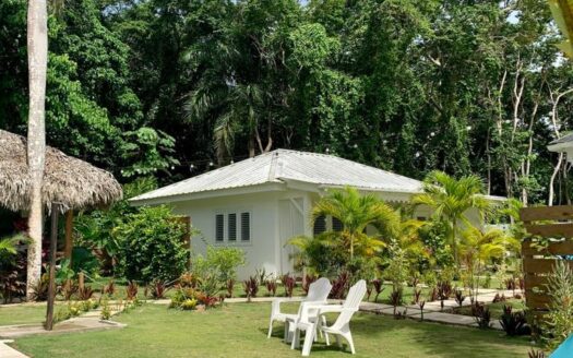 New small hotel in quiet location
