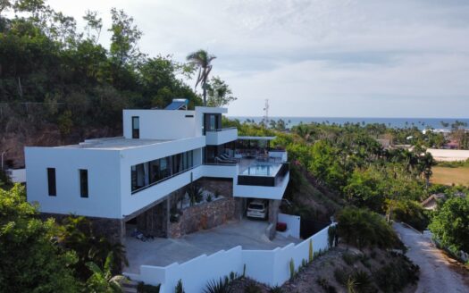 Impresionante villa moderna con vistas impresionantes en el centro de Las Terrenas