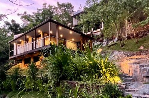 Villas en la ladera rodeadas de tranquilidad y naturaleza