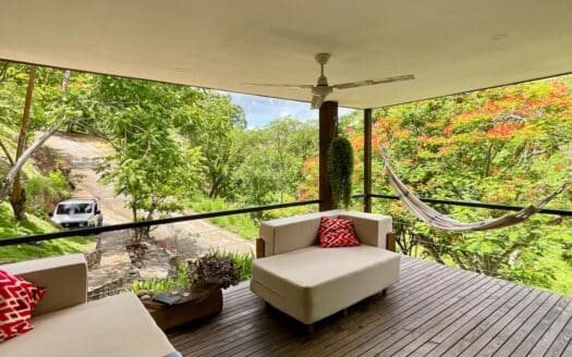 Villas en la ladera rodeadas de tranquilidad y naturaleza