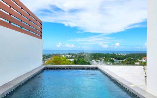 Villas de 4 habitaciones con vista al mar en una residencia central sobre la ciudad