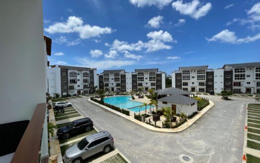 Modern Furnished 3-Bedroom Condo Steps from Popy Beach
