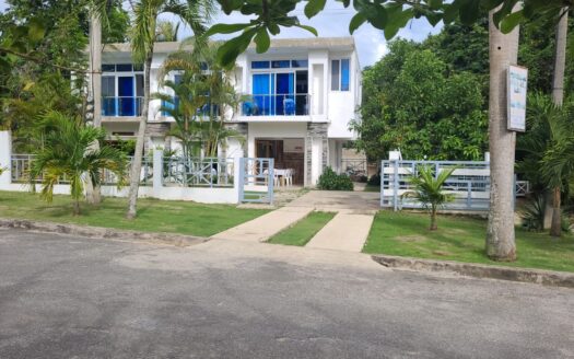 Multi-Unit Property with Consistent Rental Income
