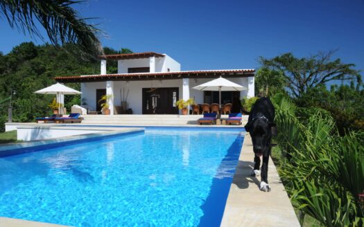 Villa ibicenca con vistas impresionantes en la ciudad