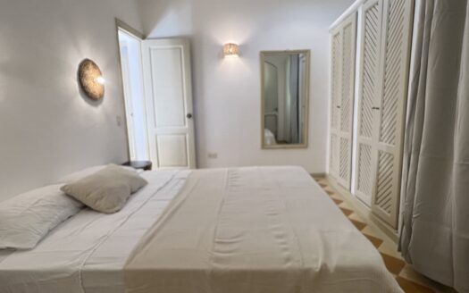 Condo de 2 Habitaciones con Vistas Escénicas y Gran Potencial de Alquiler