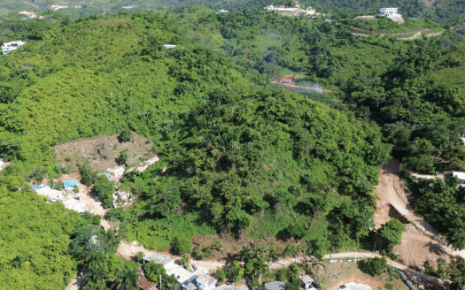 Oportunidad de terreno principal en La Ceiba