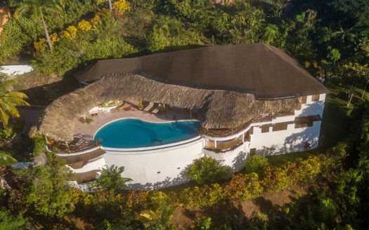 Villa de 7 habitaciones en Coson con vista increíble